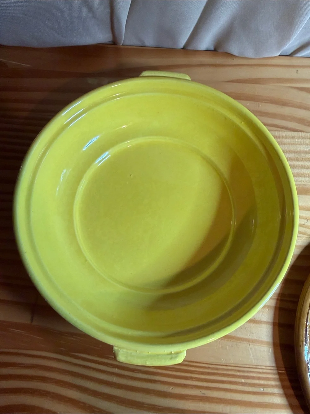 Vintage USA Pottery Yellow Casserole Dish Bowl & Brown Drip Lid 72-E